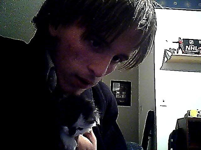 Forum Image: http://i664.photobucket.com/albums/vv3/raevyncurtis/Picture0010.jpg