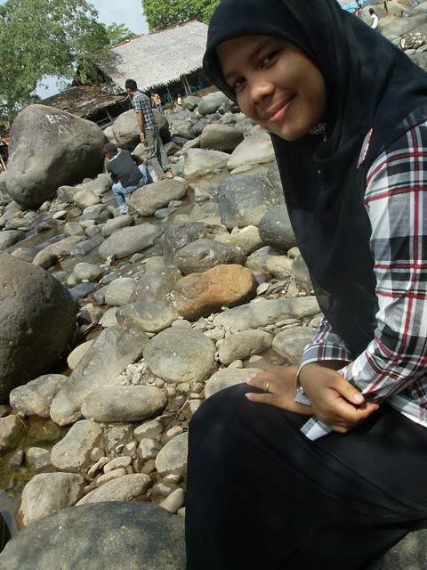 Hi.hi...Cantek Juga nih..!