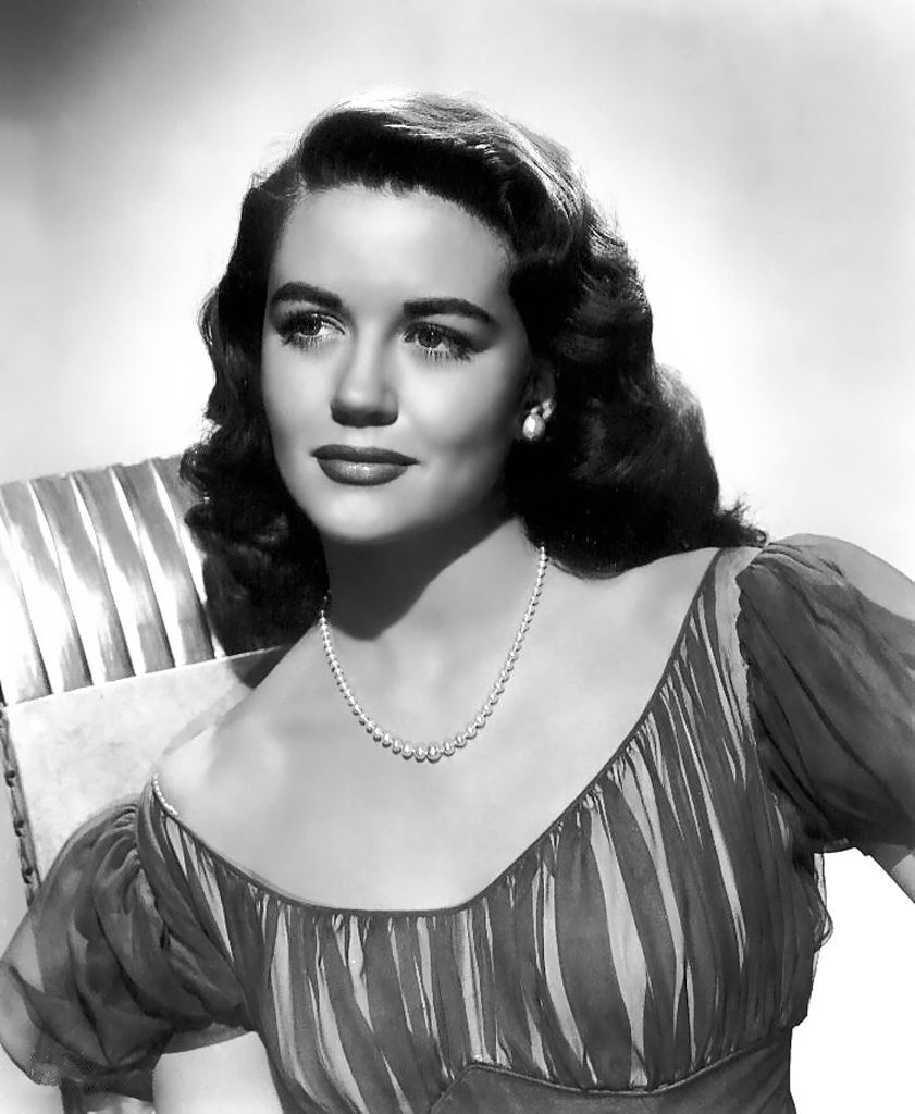 photo 17-Dorothy_Malone.jpg