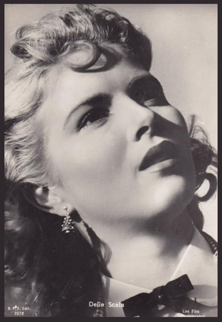 Communication on this topic: Delia Scala, delia-scala/ Forum on this topic: Evelyn Keyes, delia-scala/