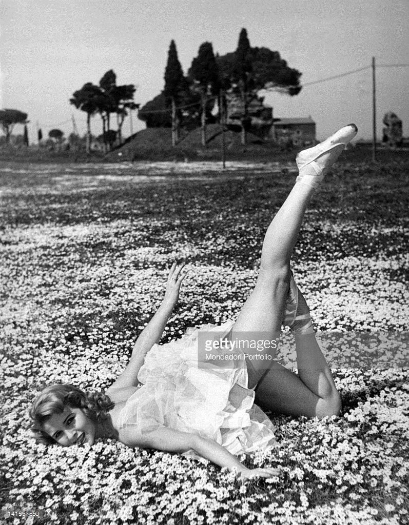 2019 year - Susan Howard born January 28, 1944 (age 74) 2019 year