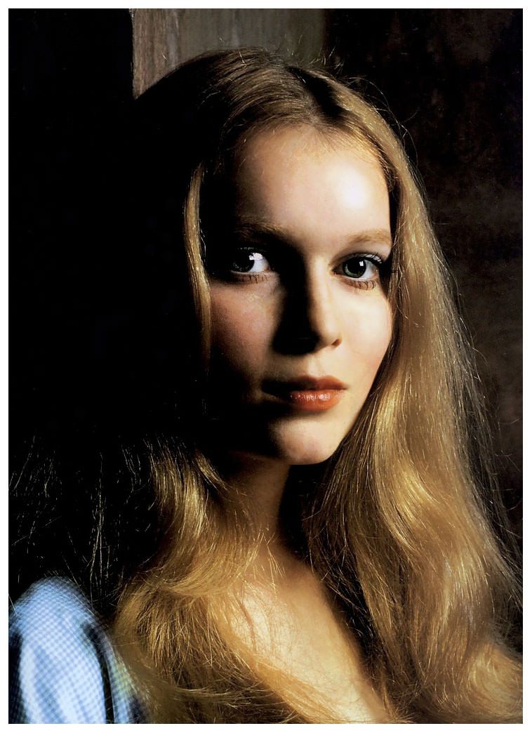 photo Mia_Farrow-02.jpg