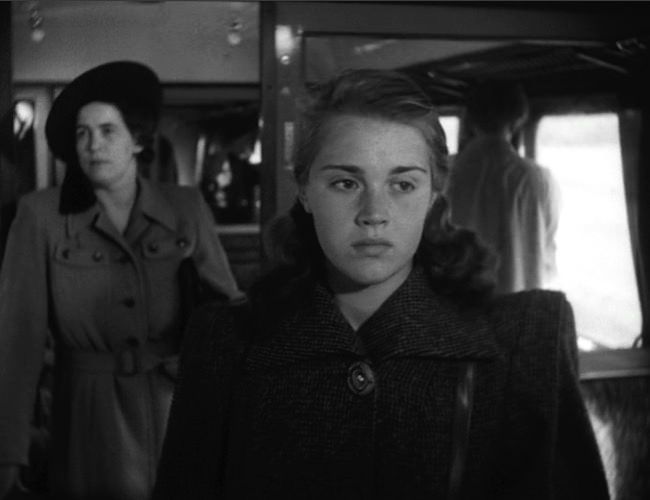 photo Nine-Christine_Jonsson_ville_portuaire-4.jpg