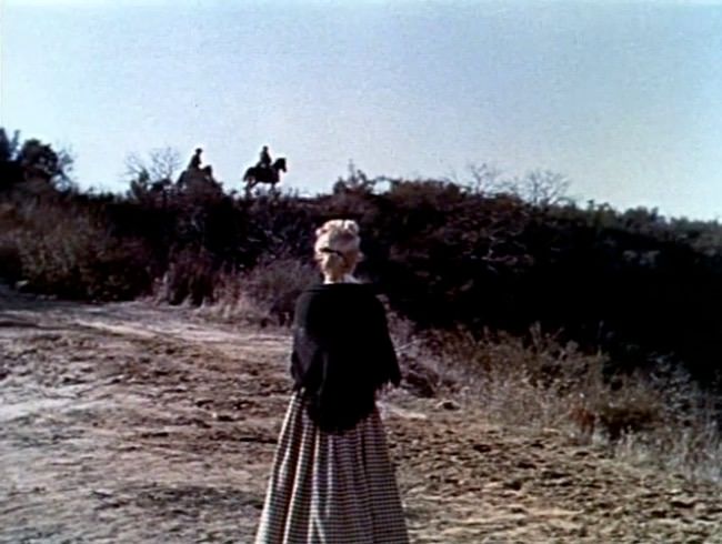 photo caps_5_guns_west-11.jpg