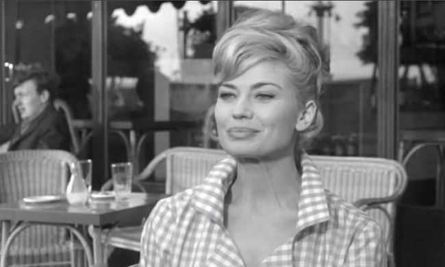 photo Nadia_Sanders_oss117_dechaine-03.jpg