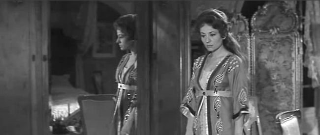 photo 3-annie_girardot_crime_paie_pas-01.jpg