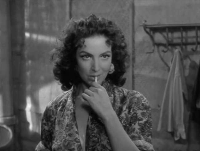 photo maria_felix_heros_fatigues-05.jpg