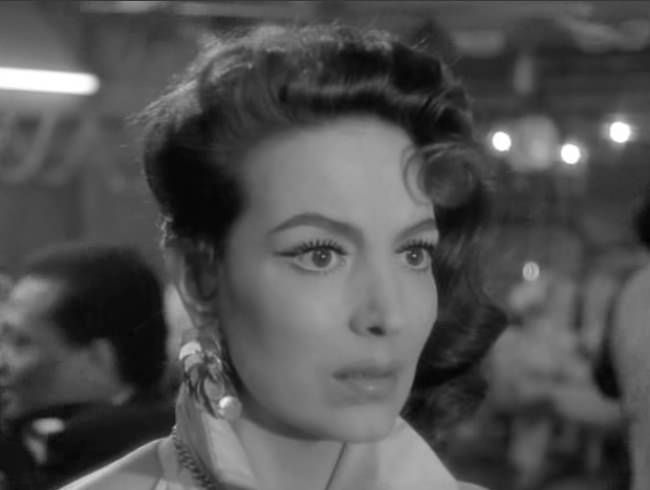 photo maria_felix_heros_fatigues-07.jpg