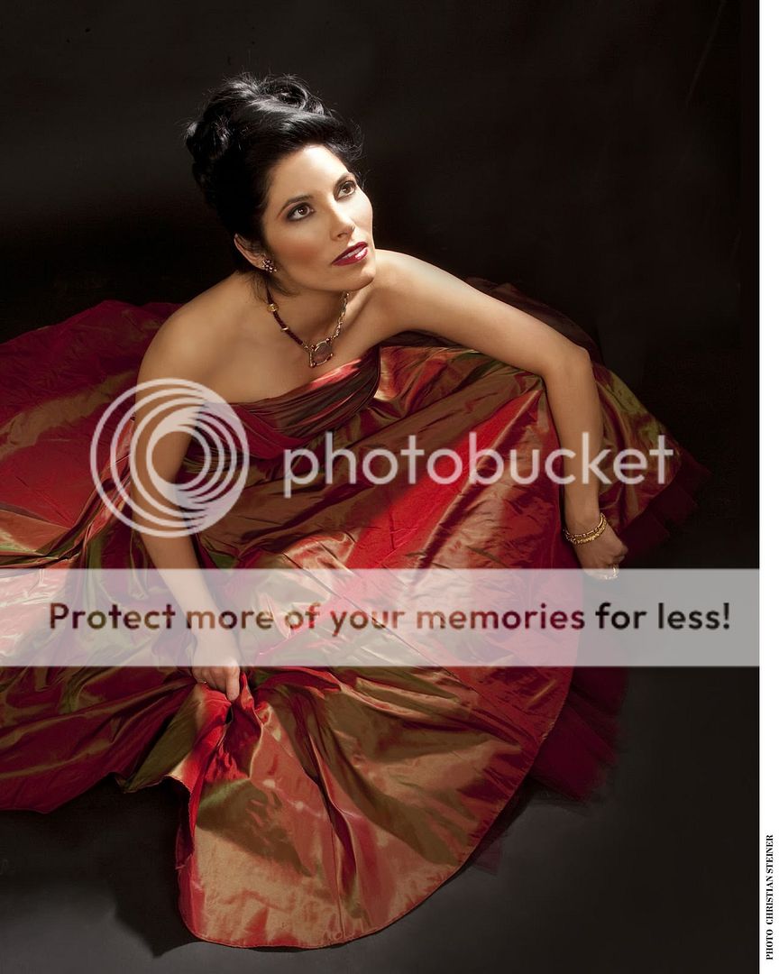  photo vivica__genaux-15.jpg