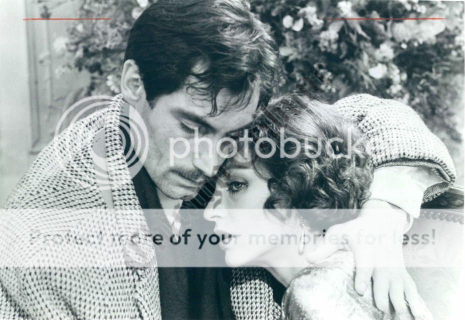  photo gr_chanel_solitaire-5.jpg