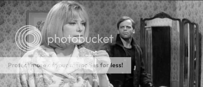  photo h_knef_wartezimmer-2.jpg