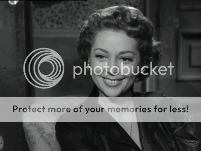  photo Anne_Vernon_rue_estrapade-5.jpg