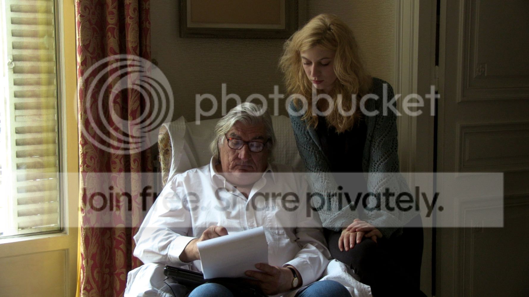  photo gr_fille_nulle part-1.jpg