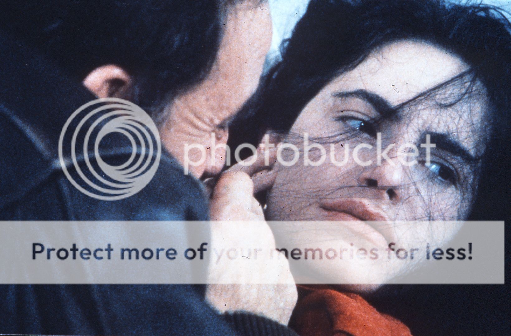  photo aff_gr_sale_comme_ange-08.jpg