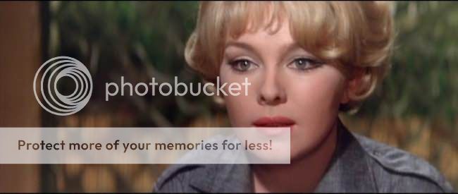  photo Dominique_Wilms_banco_oss117-01.jpg